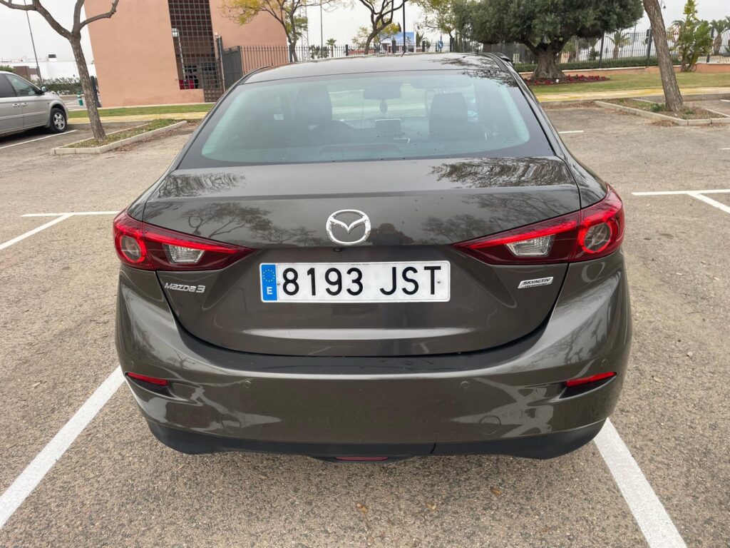 Mazda 3 (JST)